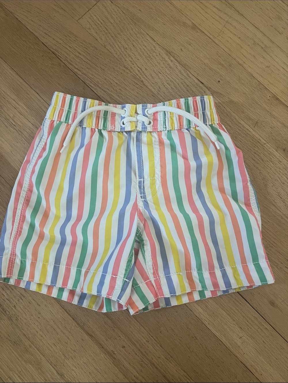 Gap kids swim